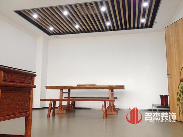 办公室设计香蕉视频免费下载完工照.jpg