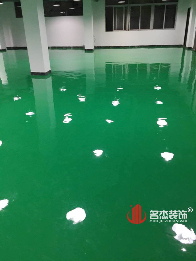 乐博士办公室香蕉视频免费下载.jpg