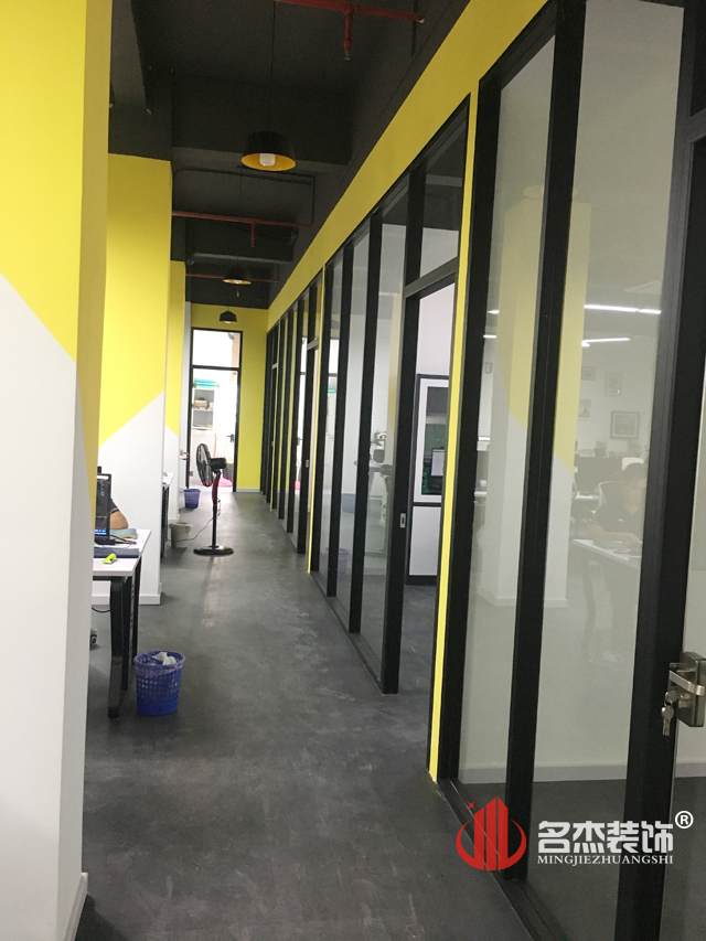 过道香蕉视频免费下载设计完工照.jpg
