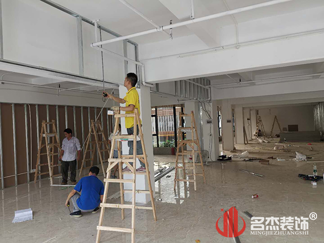 办公室香蕉视频免费下载