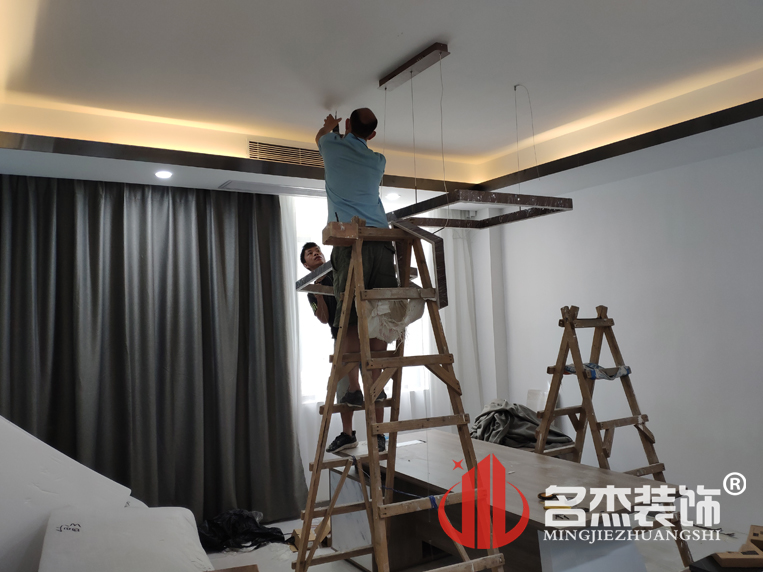 办公室香蕉视频免费下载